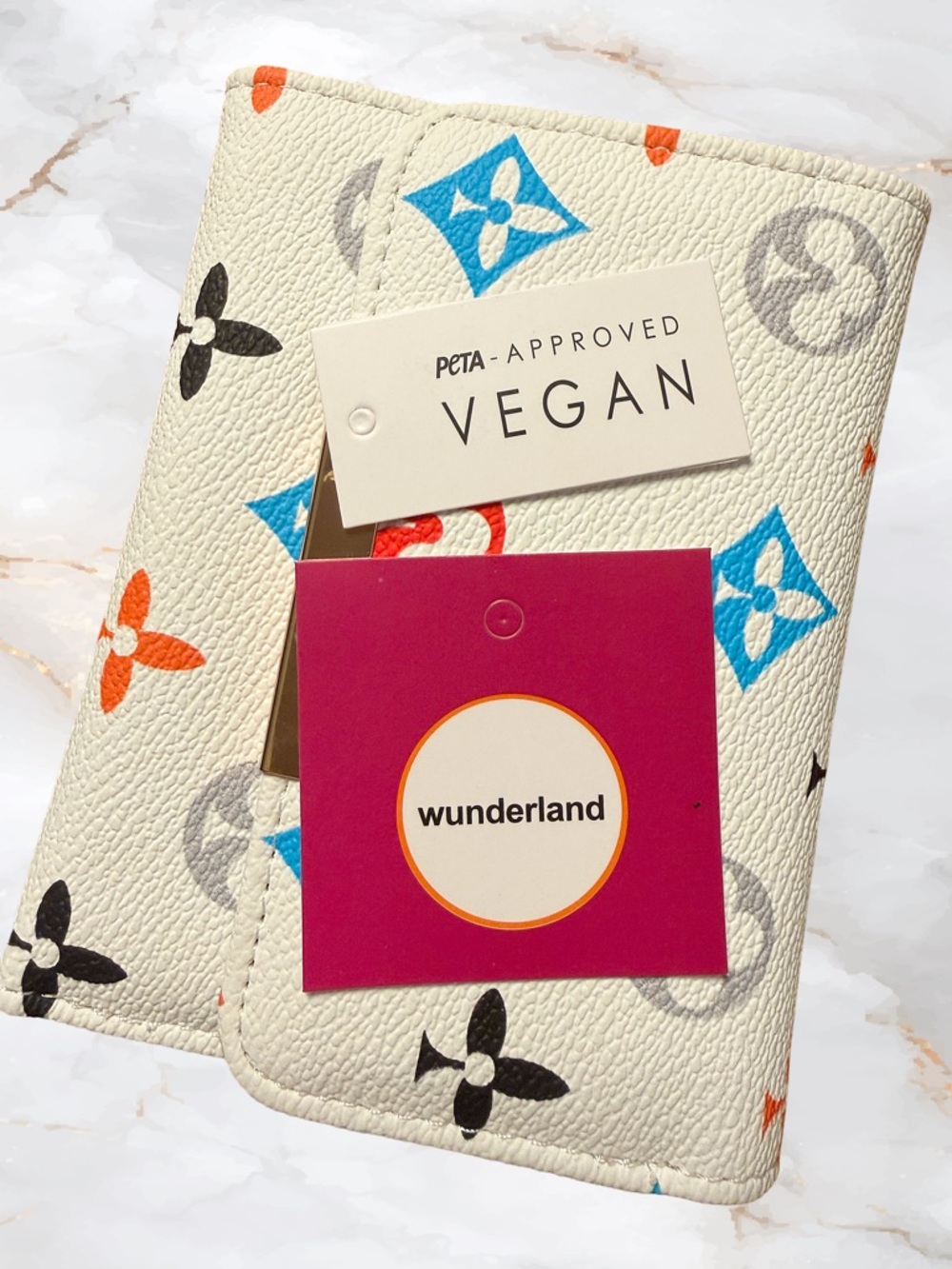 NWT Monogram Inspired Vegan Trifold Wallet Compact Snap Closure - Picture 3 of 8
